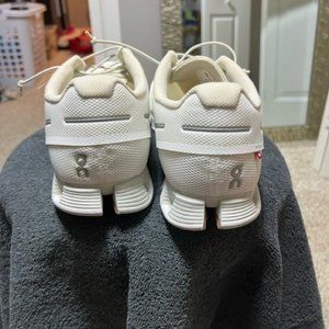 Size 11 Men's OnCloud 5 Running Shoes